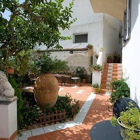 B&B Angelide อนากาปรี ภายนอก รูปภาพ